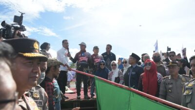 35 Perahu Sandeq Resmi Di lepaskan PJ Gubernur Sulbar