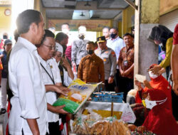 Presiden Lakukan Pengecekan Harga Kebutuhan Pokok di Pasar Beran Ngawi